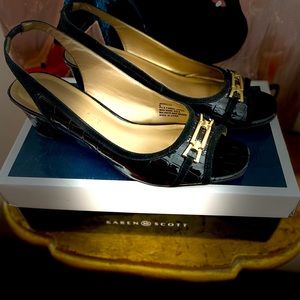 Karen Scott Patent Leather Slingbacks